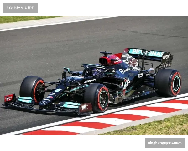 梅赛德斯放弃后悬挂新设计 赛车操控感回归助成绩回升