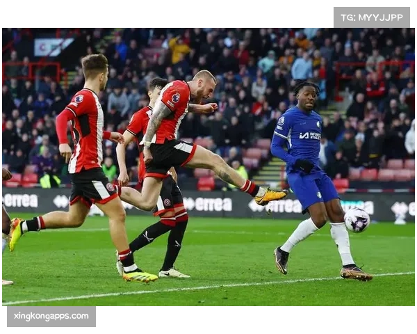 卡拉巴赫欧冠主场表现顽强 防守反击战术执行坚决