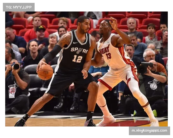 阿德巴约内线攻防俱佳 场均接近18+10数据展核心价值